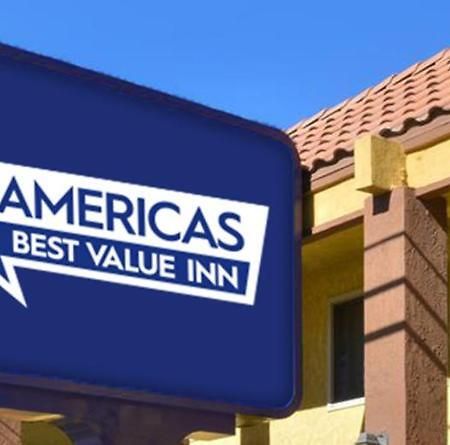 Americas Best Value Inn Story City Buitenkant foto
