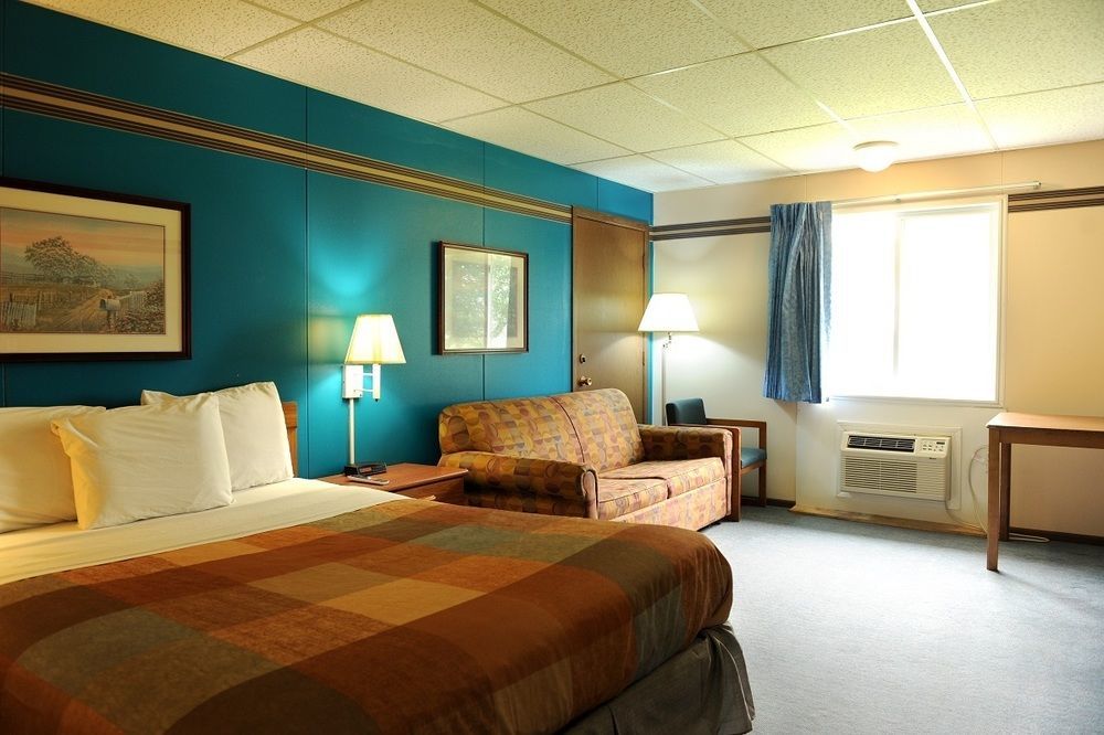 Americas Best Value Inn Story City Buitenkant foto